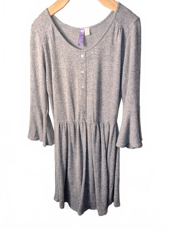 Alia Dresses & Skirts - Alya Button Front Knit Dress Flared Sleeves Womens Size Large Gray USA Made